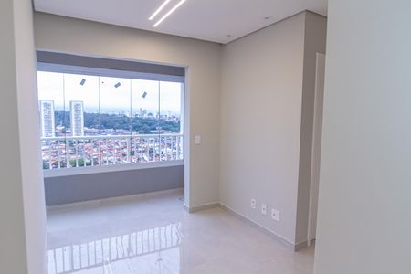 Sala de apartamento para alugar com 2 quartos, 43m² em Jardim Maringa, São Paulo