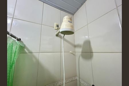 Casa para alugar com 200m², 2 quartos e 2 vagasChuveiro