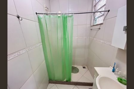 Casa para alugar com 200m², 2 quartos e 2 vagasBanheiro Social 1