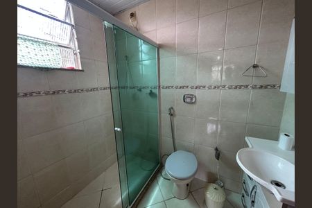 Casa para alugar com 200m², 2 quartos e 2 vagasBanheiro da Suíte