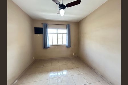 Casa para alugar com 200m², 2 quartos e 2 vagasSuíte