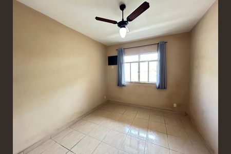 Casa para alugar com 200m², 2 quartos e 2 vagasSuíte