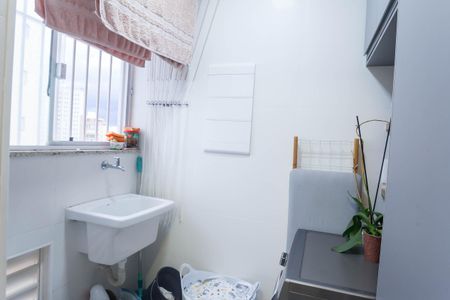 Apartamento à venda com 60m², 2 quartos e 2 vagasÁrea de Serviço