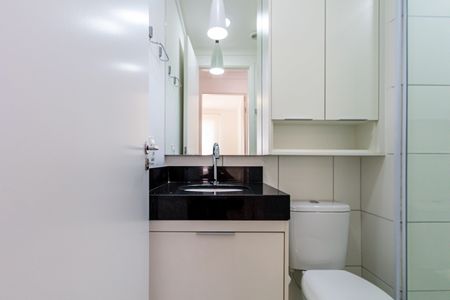 Apartamento para alugar com 37m², 2 quartos e sem vaga Apartamento para alugar com 37m², 2 quartos e sem vagaBanheiro