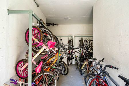 Apartamento para alugar com 37m², 2 quartos e sem vaga Apartamento para alugar com 37m², 2 quartos e sem vagaÁrea comum - Bicicletário