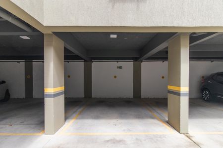 Apartamento para alugar com 75m², 3 quartos e 1 vaga Apartamento para alugar com 75m², 3 quartos e 1 vagaGaragem