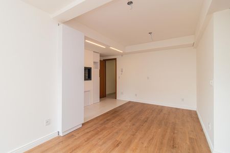 Sala de apartamento para alugar com 3 quartos, 75m² em Menino Deus, Porto Alegre