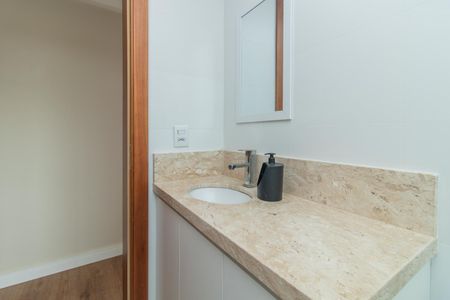 Apartamento para alugar com 75m², 3 quartos e 1 vaga Apartamento para alugar com 75m², 3 quartos e 1 vagaBanheiro Social