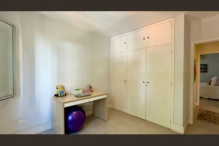 Apartamento à venda com 95m², 2 quartos e sem vagaQuarto 