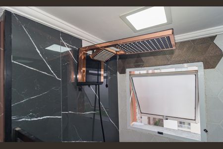 Apartamento à venda com 40m², 2 quartos e sem vagaDetalhe - Banheiro