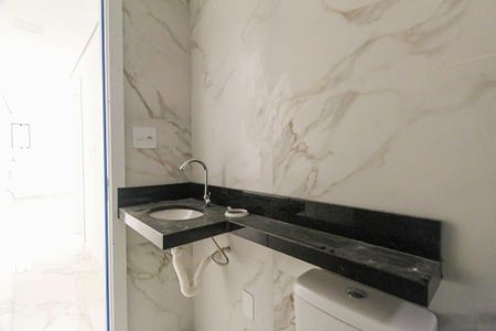 Apartamento à venda com 38m², 2 quartos e sem vaga Apartamento à venda com 38m², 2 quartos e sem vagaBanheiro