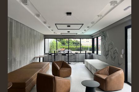 Apartamento para alugar com 27m², 1 quarto e sem vagaÁrea comum - Salão de festas