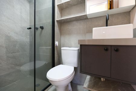 Apartamento à venda com 35m², 2 quartos e 1 vaga Apartamento à venda com 35m², 2 quartos e 1 vagaBanheiro