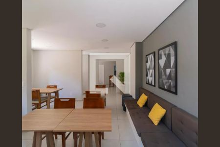 Apartamento à venda com 35m², 2 quartos e 1 vaga Apartamento à venda com 35m², 2 quartos e 1 vagaÁrea comum - Salão de festas