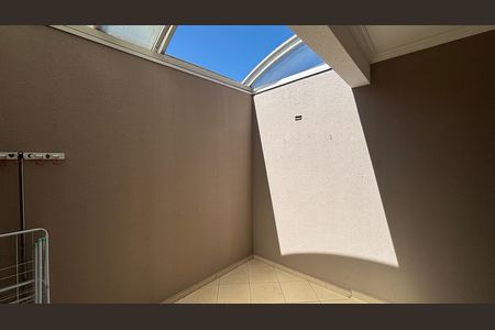 Casa à venda com 126m², 3 quartos e 2 vagas Casa à venda com 126m², 3 quartos e 2 vagasÁrea de Serviço