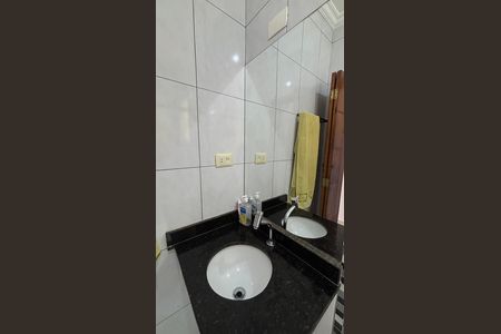 Casa à venda com 126m², 3 quartos e 2 vagas Casa à venda com 126m², 3 quartos e 2 vagasBanheiro