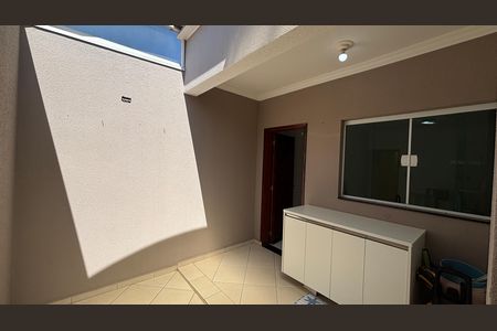 Casa à venda com 126m², 3 quartos e 2 vagas Casa à venda com 126m², 3 quartos e 2 vagasÁrea de Serviço