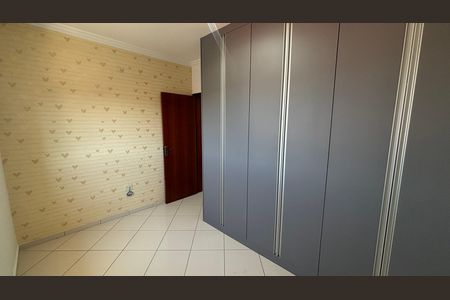 Casa à venda com 126m², 3 quartos e 2 vagas Casa à venda com 126m², 3 quartos e 2 vagasQuarto 1