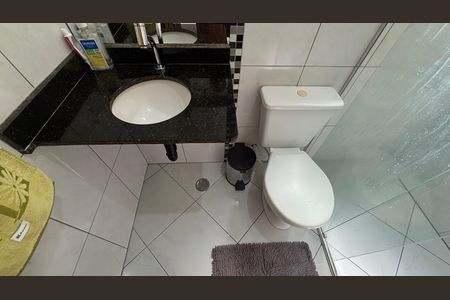 Casa à venda com 126m², 3 quartos e 2 vagas Casa à venda com 126m², 3 quartos e 2 vagasBanheiro
