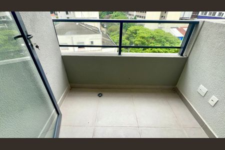 Varanda de kitnet/studio à venda com 1 quarto, 24m² em Perdizes, São Paulo