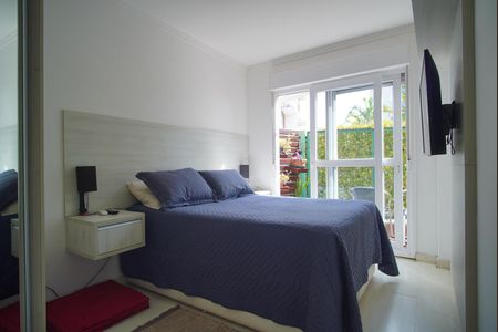 Suíte de apartamento à venda com 3 quartos, 79m² em Jardim Sabará, Porto Alegre