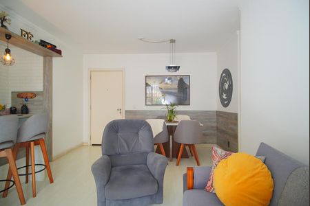 Sala de apartamento à venda com 3 quartos, 79m² em Jardim Sabará, Porto Alegre
