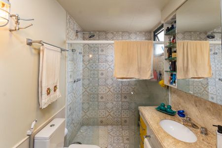 Apartamento à venda com 158m², 3 quartos e 3 vagasBanheiro do quarto 1 Suíte