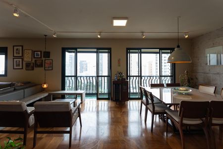 Sala de apartamento à venda com 3 quartos, 158m² em Pompeia, São Paulo