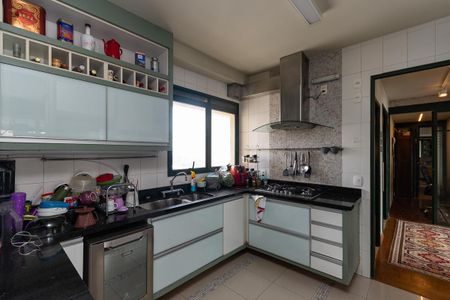 Apartamento à venda com 158m², 3 quartos e 3 vagasCozinha