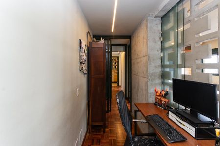 Apartamento à venda com 158m², 3 quartos e 3 vagasCorredor