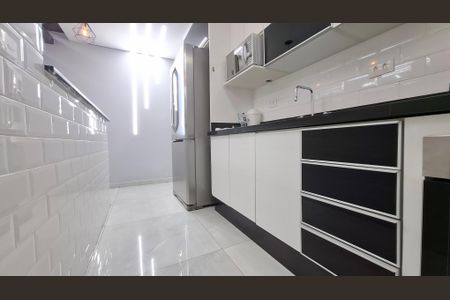 Apartamento à venda com 150m², 3 quartos e 2 vagasCozinha