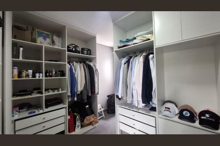 Apartamento à venda com 150m², 3 quartos e 2 vagasCloset Quarto 1 suíte 