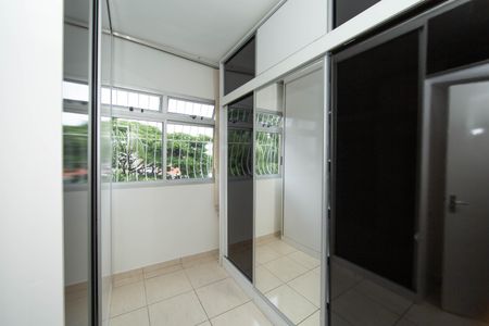 Apartamento para alugar com 70m², 3 quartos e 1 vagaQUARTO2