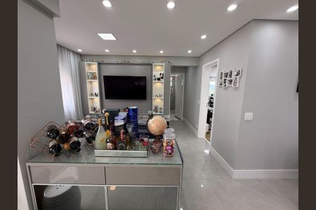 Apartamento à venda com 73m², 2 quartos e 2 vagasSala