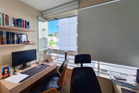 Apartamento à venda com 85m², 3 quartos e 1 vagaVaranda da Suíte 1