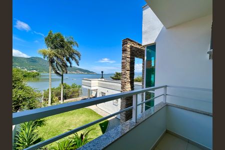 Casa para alugar com 230m², 2 quartos e 3 vagasSuíte Varanda 