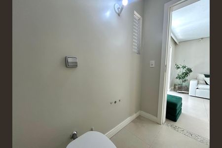 Casa para alugar com 230m², 2 quartos e 3 vagasLavabo