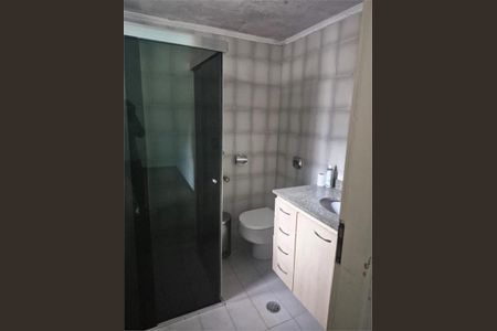 Casa à venda com 3 quartos, 200m² em Vila Albertina, São Paulo