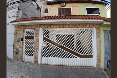 Casa à venda com 120m², 2 quartos e 2 vagas