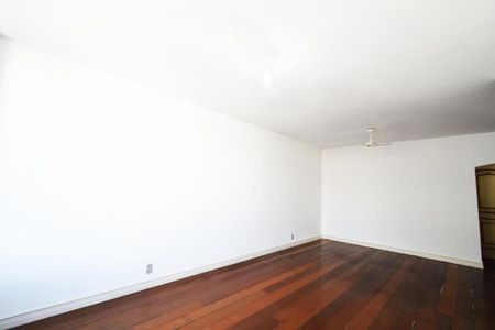 Apartamento à venda com 3 quartos, 130m² em Icaraí, Niterói