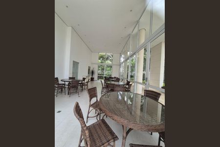 Apartamento à venda com 118m², 2 quartos e 4 vagas Apartamento à venda com 118m², 2 quartos e 4 vagasFoto 04