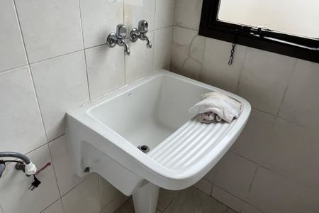 Apartamento para alugar com 196m², 4 quartos e 2 vagasÁrea de Serviço