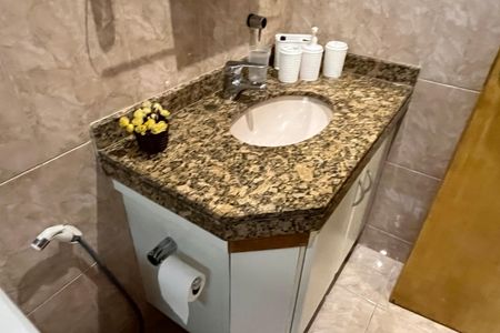 Apartamento para alugar com 196m², 4 quartos e 2 vagasBanheiro da Suíte 4