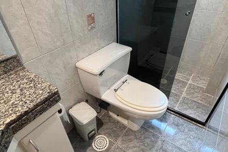 Apartamento para alugar com 196m², 4 quartos e 2 vagasBanheiro da Suíte 1