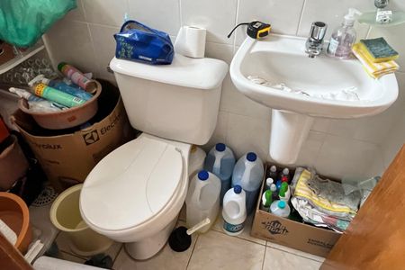 Apartamento para alugar com 196m², 4 quartos e 2 vagasBanheiro de serviço