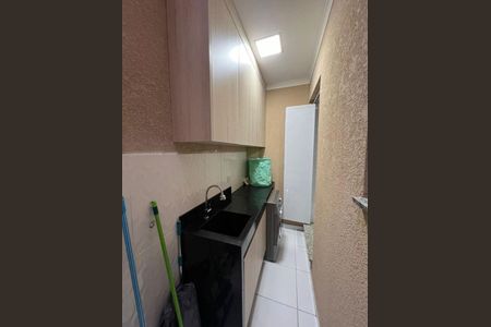 Casa à venda com 52m², 2 quartos e 1 vaga