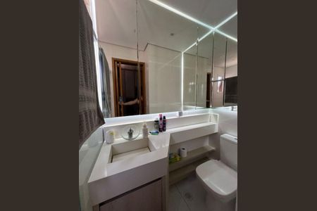 Casa à venda com 52m², 2 quartos e 1 vaga