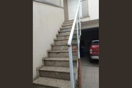 Casa à venda com 121m², 2 quartos e 2 vagas