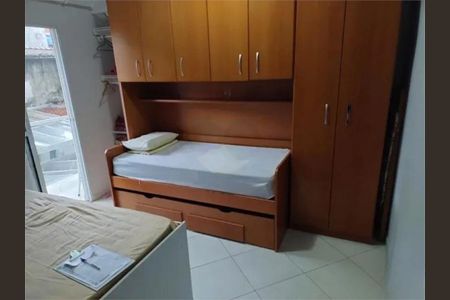 Casa à venda com 121m², 2 quartos e 2 vagas