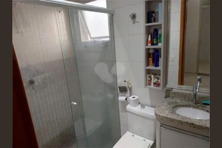 Casa à venda com 121m², 2 quartos e 2 vagas